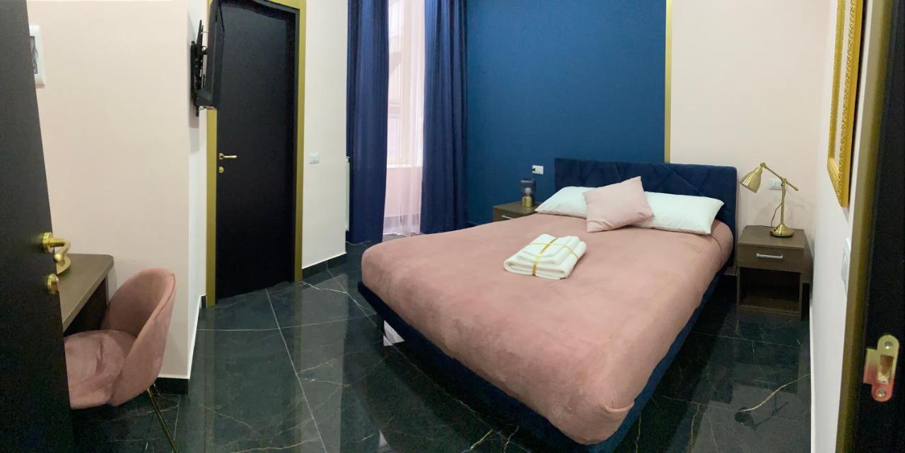 Katarios Suite Napoli Bagian luar foto